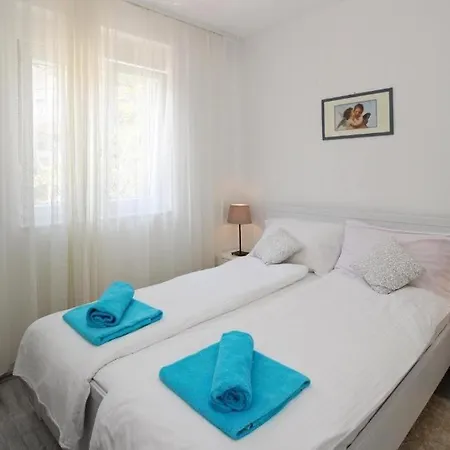 Apartament With Parking Space Baska, Krk - 24409