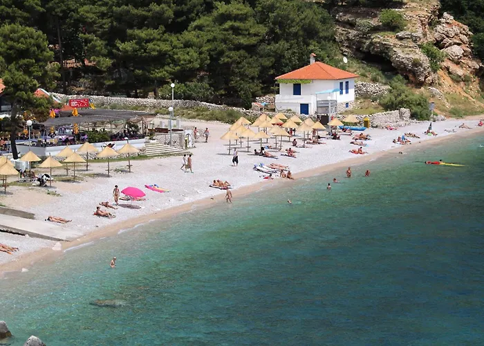 With Parking Space Baska, Krk - 24409 Apartmán Baška